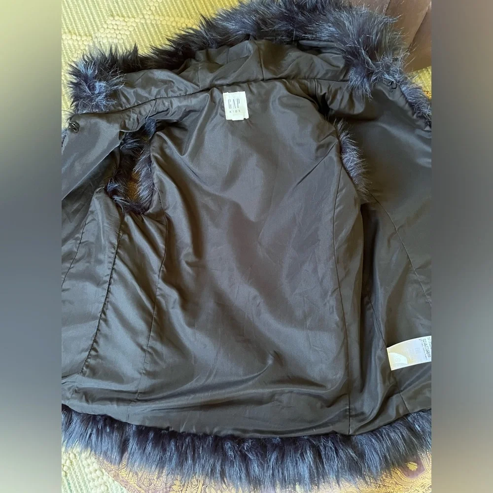 Gap Blue Faux Fur kids Vest w/hood fully lined w/pockets Size Medium